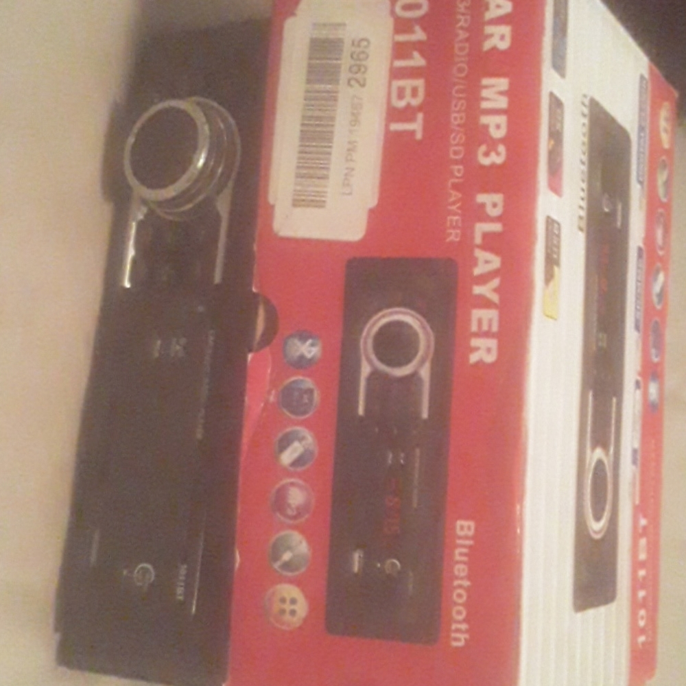 Car MP3 player - Picture 3 of 3